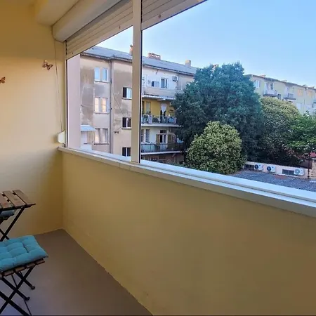 דירה Nila זאדאר